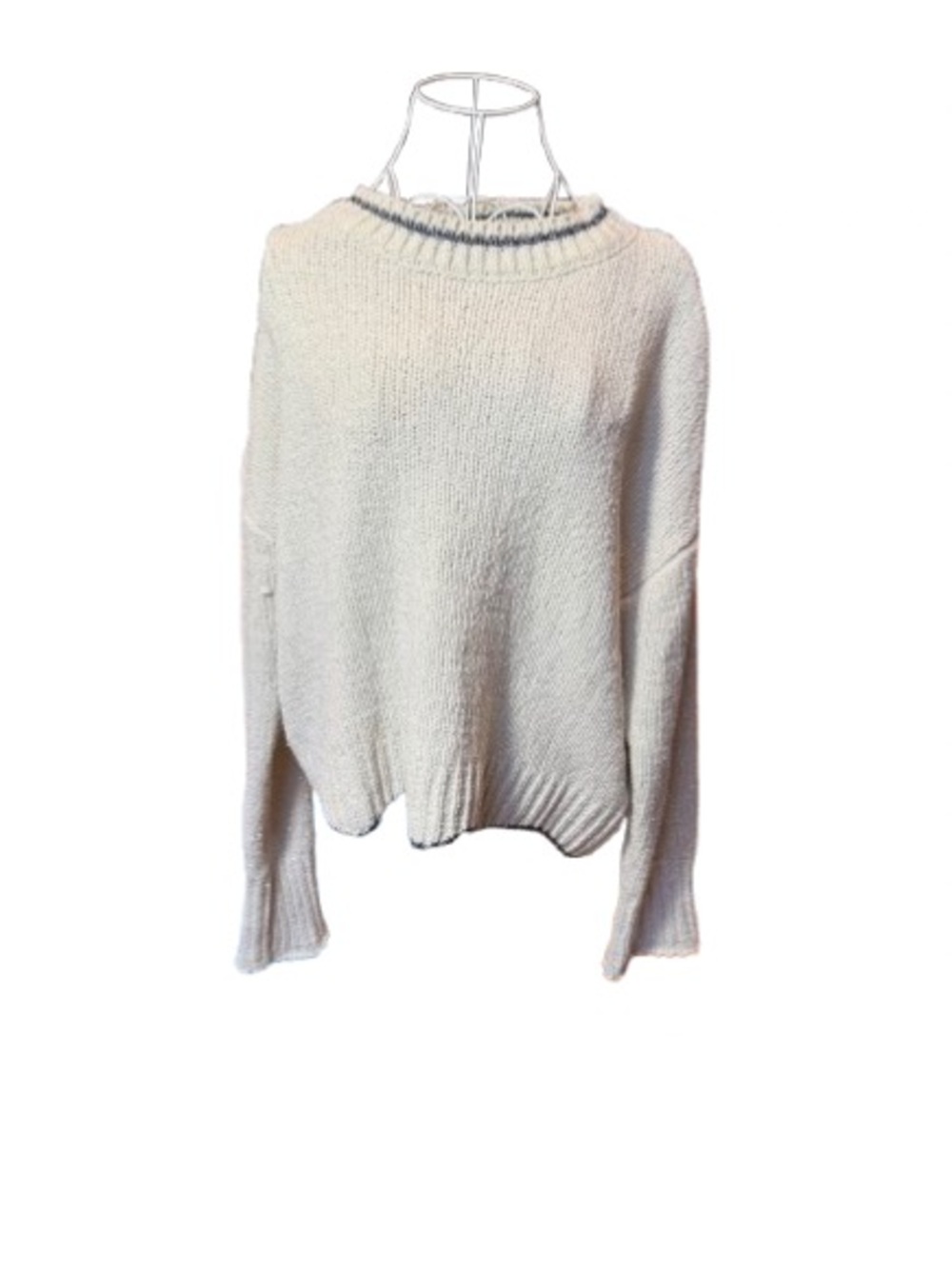 Super cute comfortable sweater with grey metallic trim